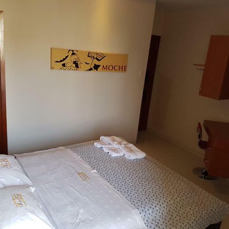 Villa Real Hotel & Suites Чиклайо Экстерьер фото