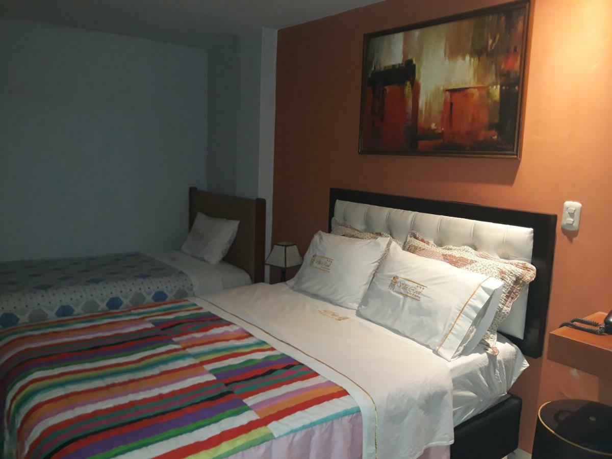 Villa Real Hotel & Suites Чиклайо Экстерьер фото
